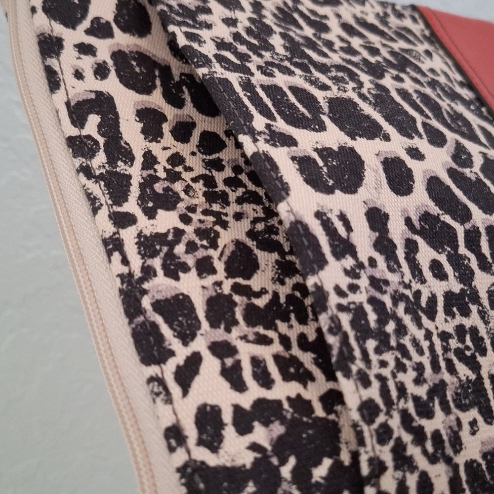 Coach Crossbody Purse - Picture 7 of 11